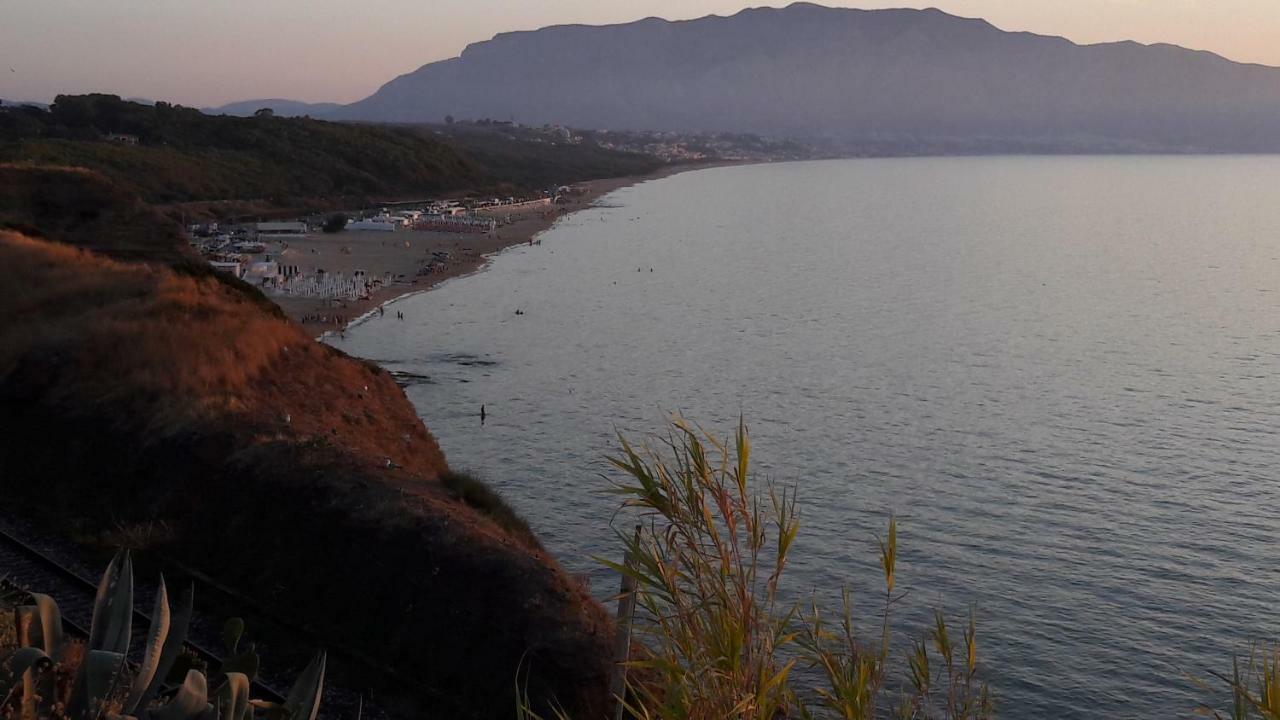 Casa Vacanze Reginotte Balestrate Esterno foto